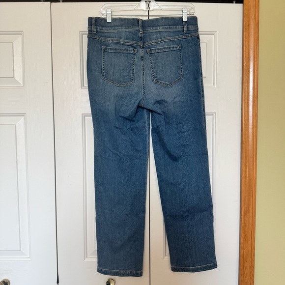 Spanx Women’s Straight Leg High Rise Pull On Jeans NWT - Picture 3 of 9